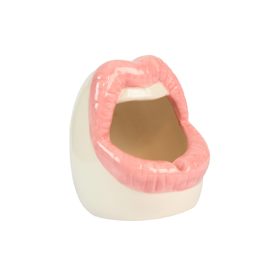 Cendrier bouche