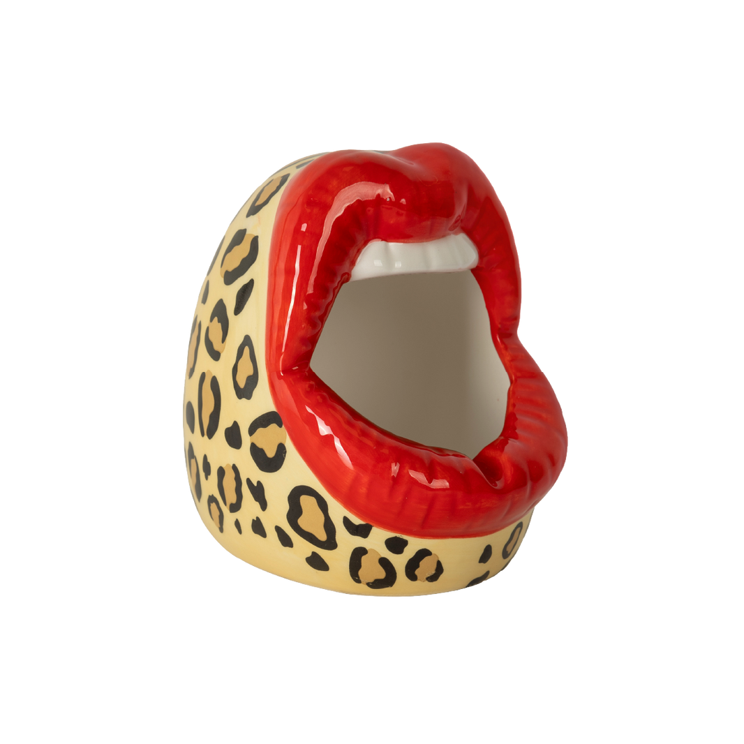 Cendrier bouche