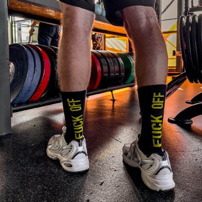 Chaussettes "Fuck off" noires et jaunes