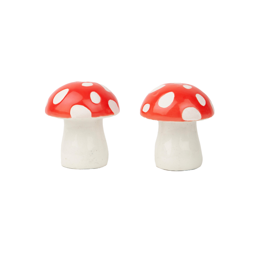 Salière et poivrière champignons