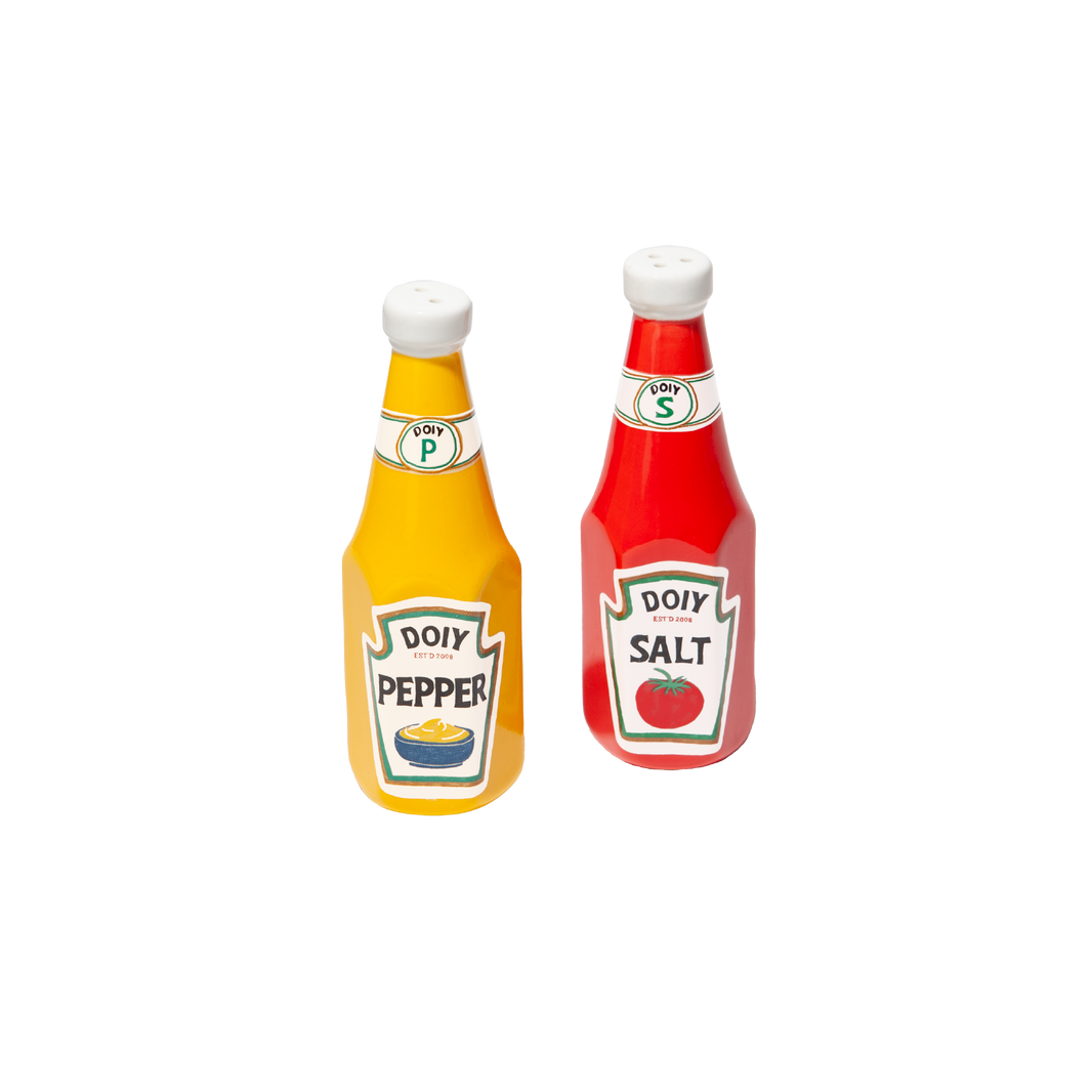 Salière et poivrière ketchup moutarde