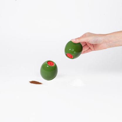 Salière et poivrière olives