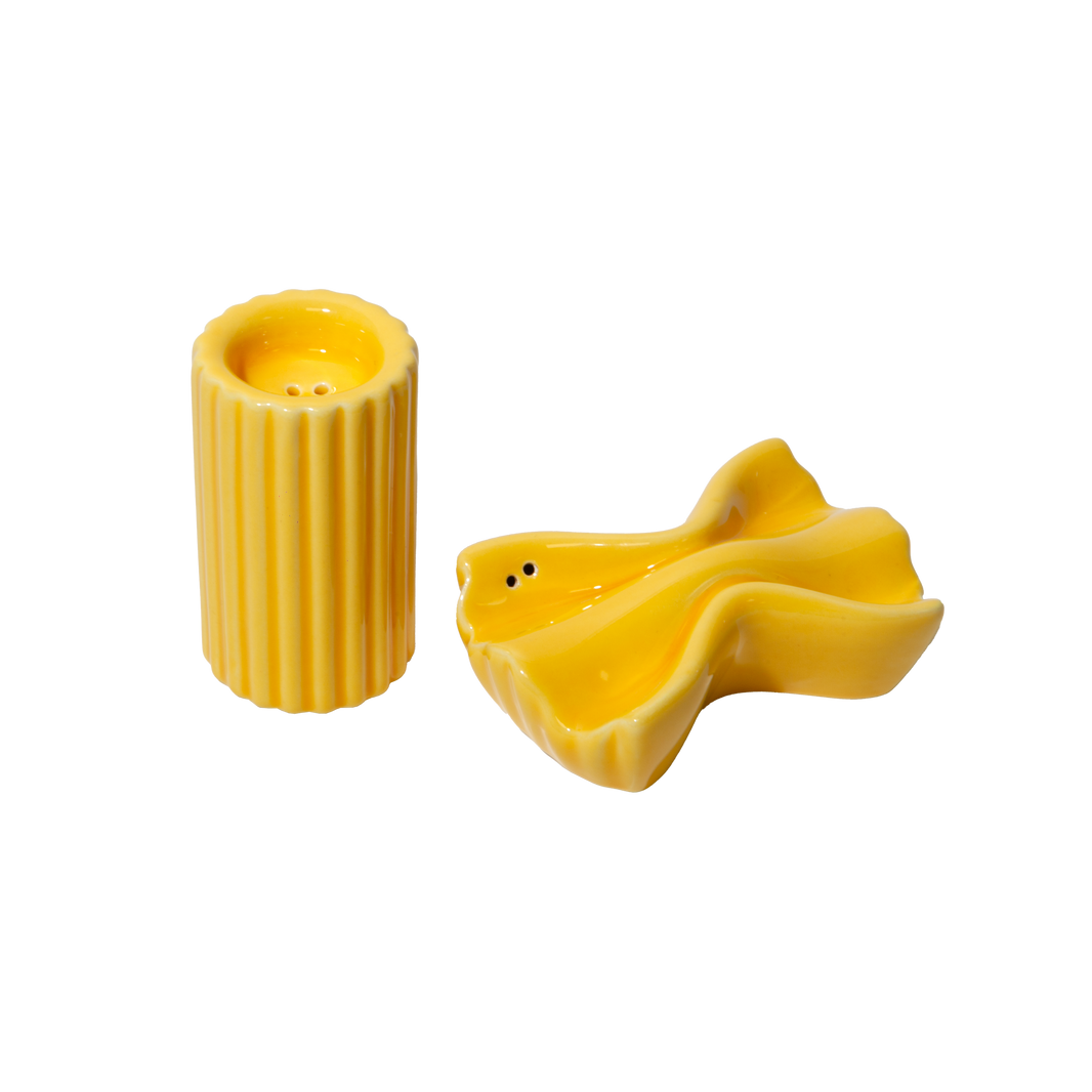 Salière et poivrière pâtes