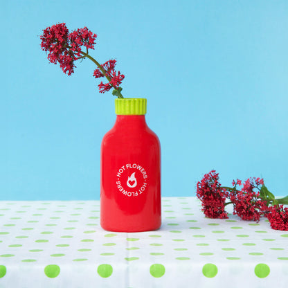 Vase sauce piquante