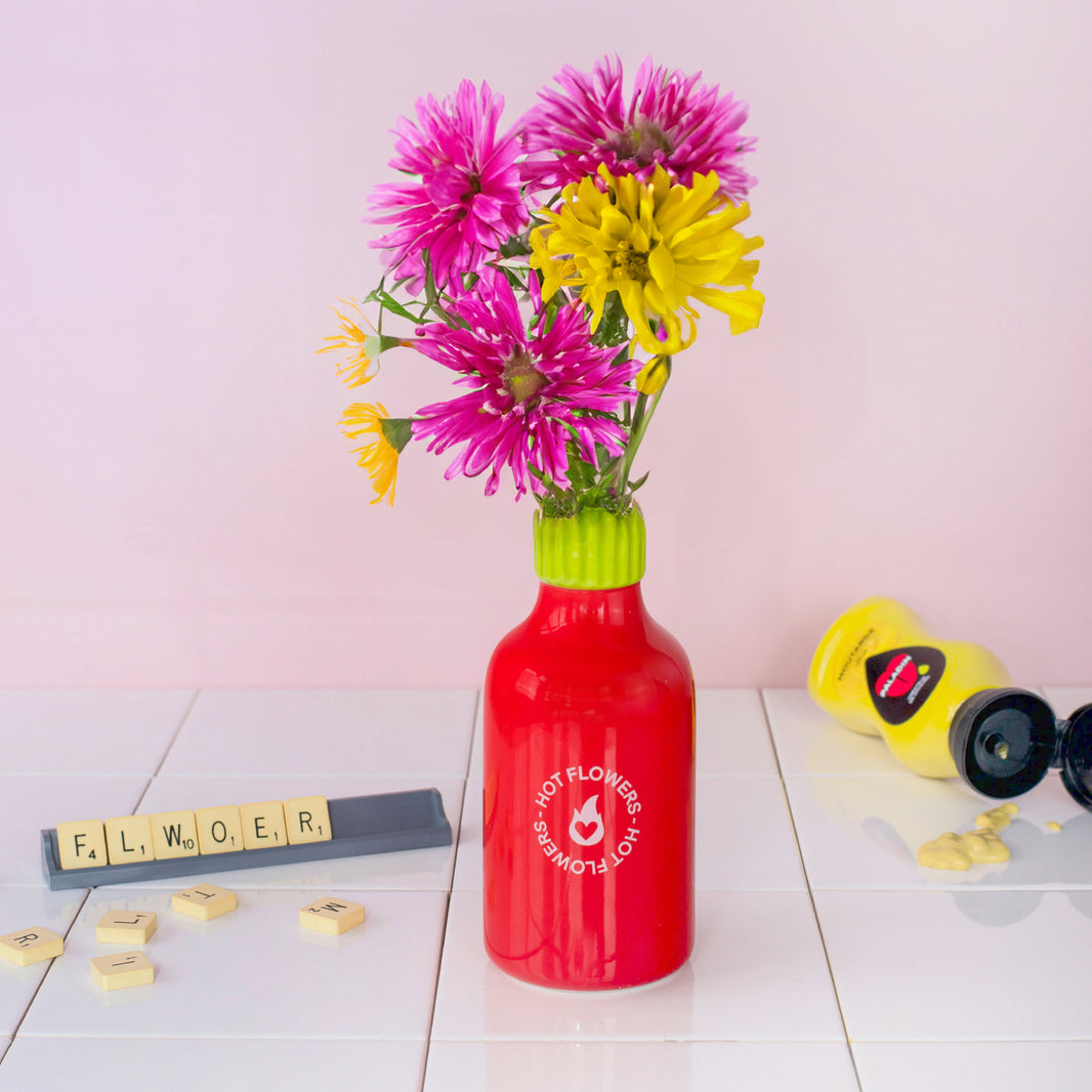 Vase sauce piquante