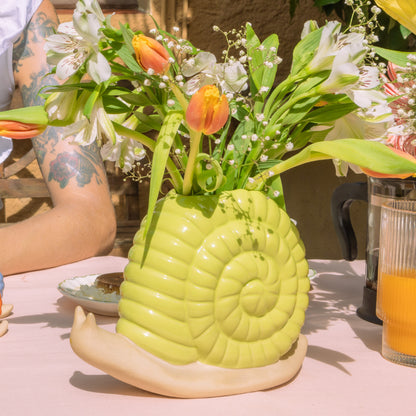 Vase escargot