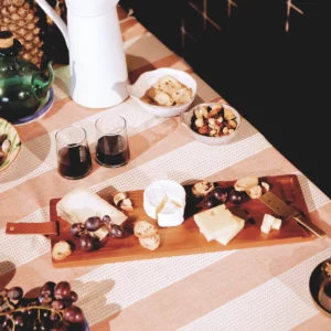 Planche à fromages en bois d'acacia